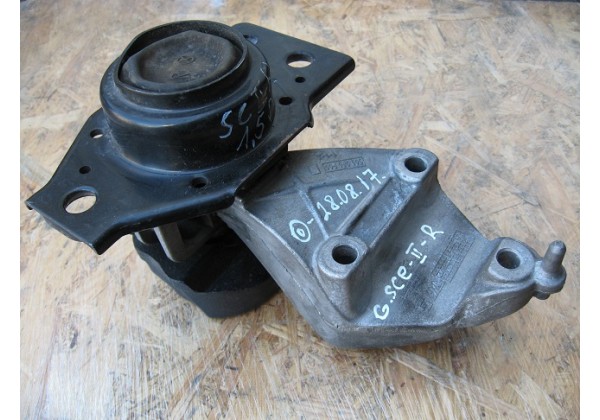 подушка, опора двигуна права Renault Grand Scenic II 1.5 dci, 8200415656